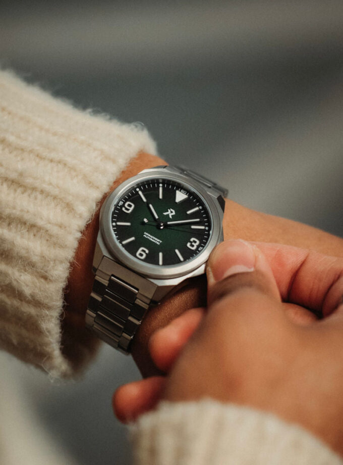 Resolute 2022 - Forest Green