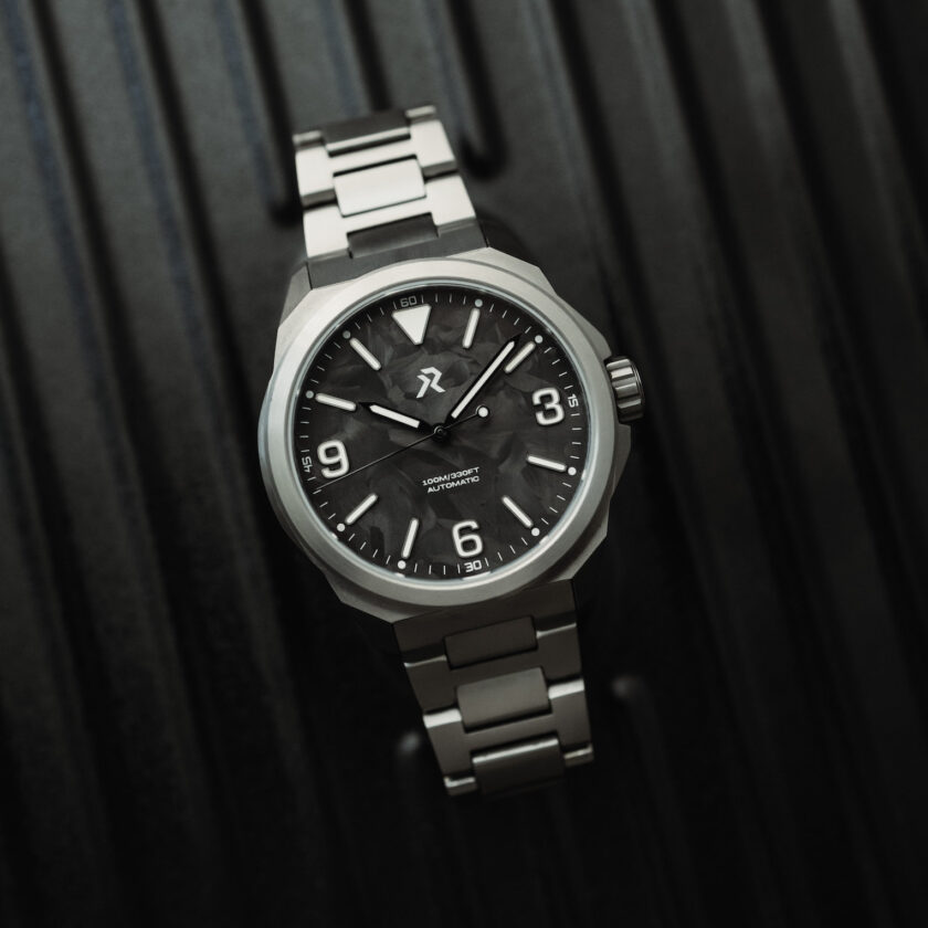 Resolute 2022 - Carbon Fibre - Image 2